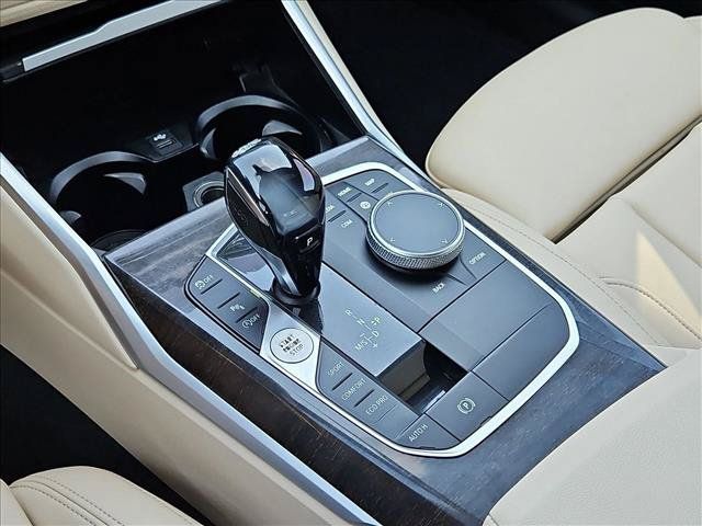 Used 2020 BMW 330i Sedan w/ Convenience Package RWD image 12