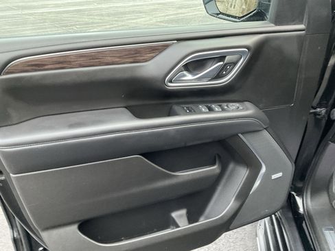 Used 2021 Chevrolet Tahoe LT image 14