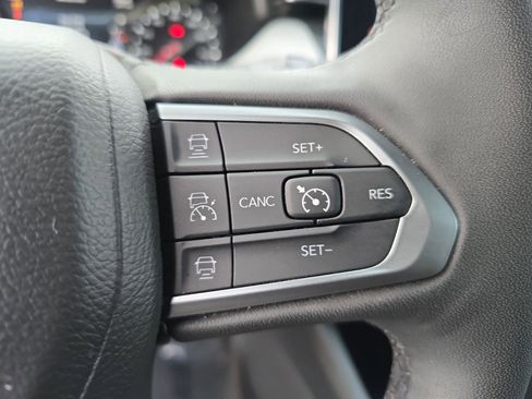 Used 2024 Jeep Compass Limited image 20