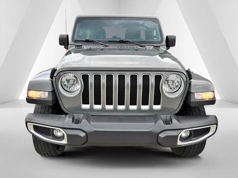 Used 2021 Jeep Wrangler Unlimited Sahara w/ Uconnect 4C Nav & Sound Group AWD/4WD image 2