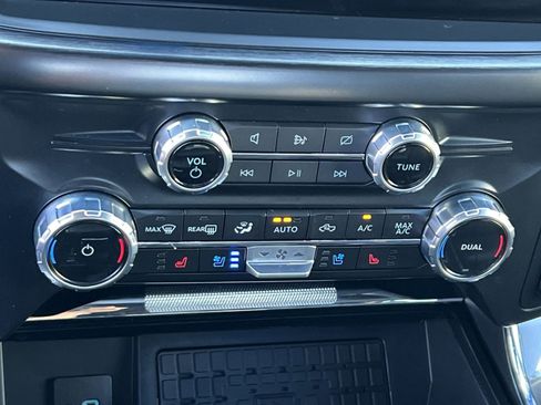 Used 2023 Ford F150 Lariat w/ Equipment Group 502A High AWD/4WD image 29