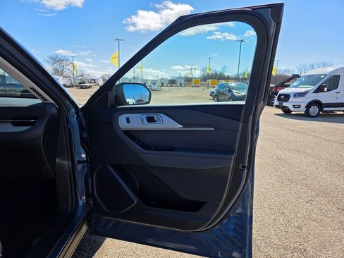 New 2026 Ford Explorer Active AWD/4WD image 31