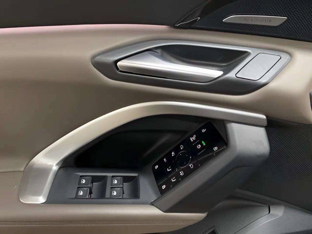 Used 2025 Audi Q5 Premium Plus AWD/4WD image 30