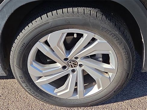 Used 2023 Volkswagen Atlas SE image 7