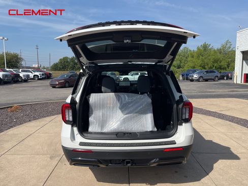 New 2025 Ford Explorer ST-Line w/ Premium Package image 27