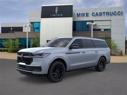 New 2025 Lincoln Navigator L Reserve w/ Jet Appearance Package