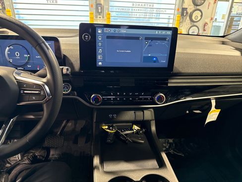 Used 2024 Honda Prologue EX image 17