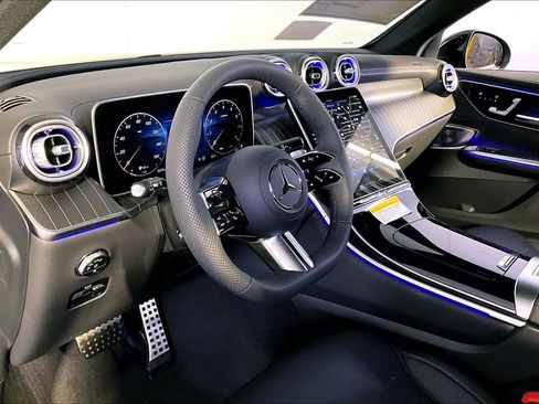 New 2026 Mercedes-Benz GLC 300 4MATIC image 9