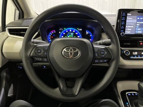 Certified 2021 Toyota Corolla LE FWD image 15
