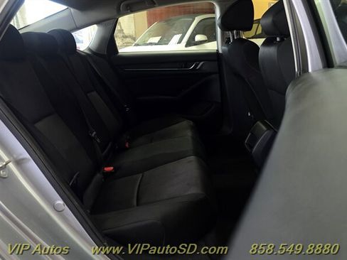 Used 2018 Honda Accord LX image 16