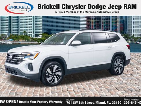 Used 2025 Volkswagen Atlas SE FWD image 3