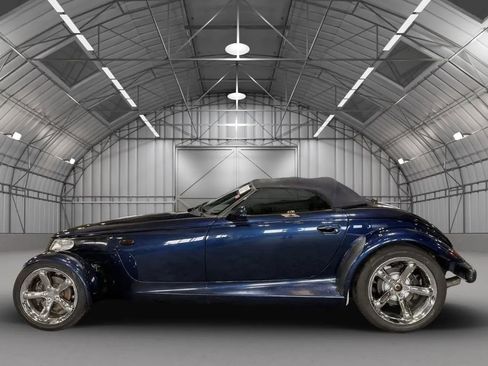 Used 2001 Chrysler Prowler RWD image 2