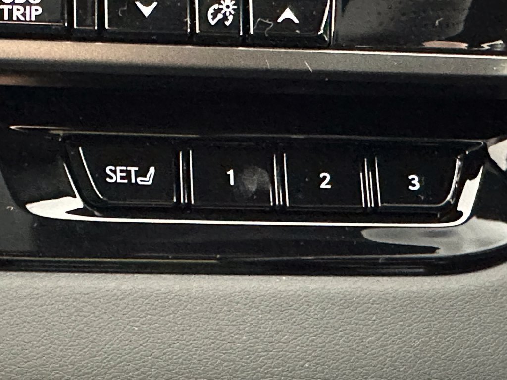 New 2026 Lexus RX 500h F Sport AWD/4WD image 39