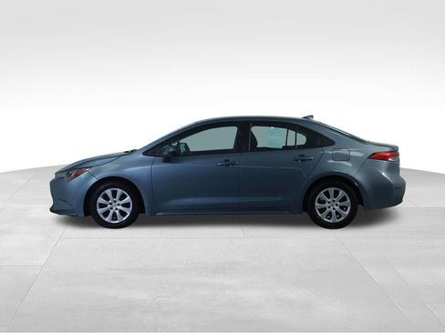 Used 2021 Toyota Corolla LE FWD image 8