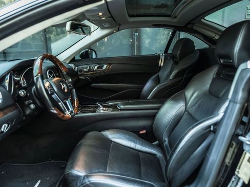 Used 2013 Mercedes-Benz SL 550 w/ Premium Pkg image 23