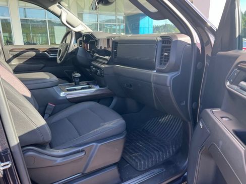 Used 2023 Chevrolet Silverado 1500 RST w/ Convenience Package II AWD/4WD image 5
