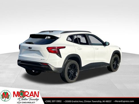 Certified 2024 Chevrolet Trax ACTIV w/ Driver Confidence Package image 5