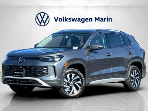 New 2025 Volkswagen Tiguan S image 1
