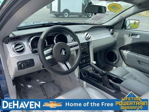 Used 2006 Ford Mustang GT RWD image 19