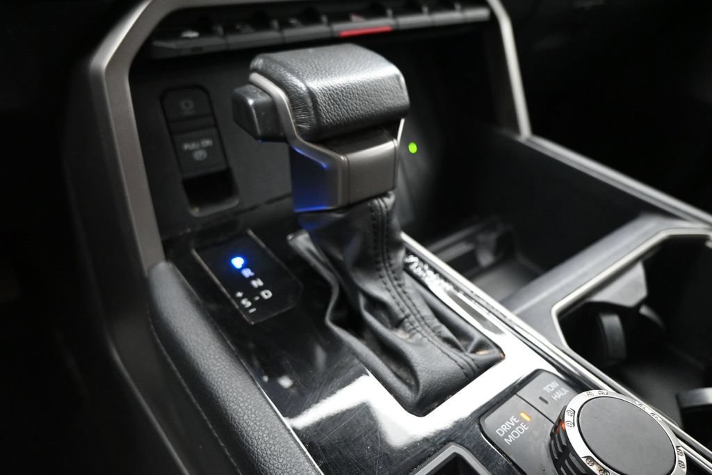 Used 2023 Toyota Tundra Limited AWD/4WD image 23