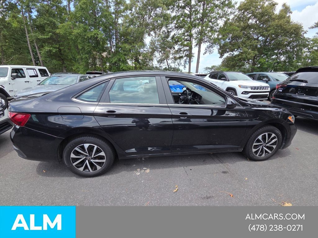 Used 2024 Volkswagen Jetta S FWD image 7
