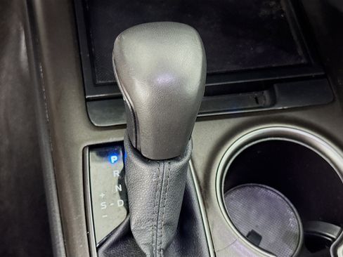 Used 2024 Toyota Camry SE FWD image 18