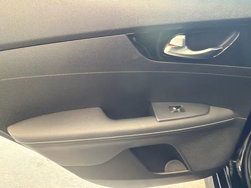 Used 2023 Kia Forte GT-Line w/ GT-Line Premium Package FWD image 22