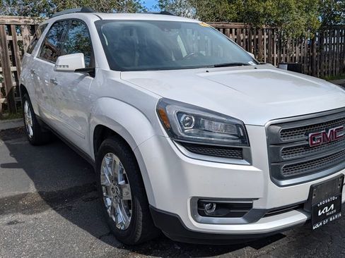 Used 2017 GMC Acadia Limited SLT image 11