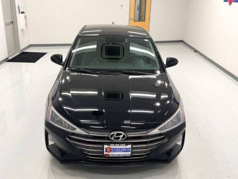 Used 2019 Hyundai Elantra SEL FWD image 5
