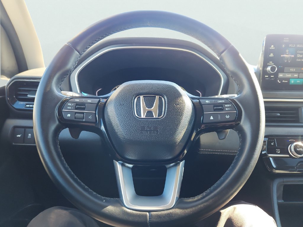 Certified 2025 Honda Pilot EX-L image 30