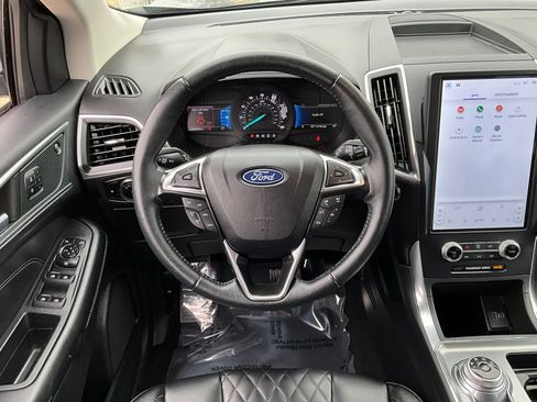 Used 2024 Ford Edge Titanium AWD/4WD image 7