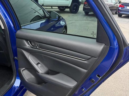 Used 2021 Honda Accord Sport Special Edition image 18
