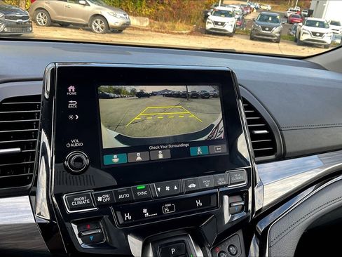 Used 2023 Honda Odyssey Elite image 21