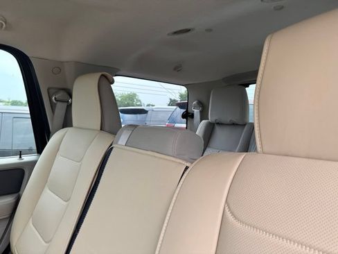 Used 2012 Ford Expedition XLT AWD/4WD image 9