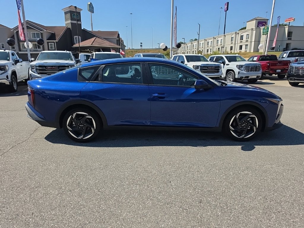 Certified 2025 Kia K4 EX FWD image 8