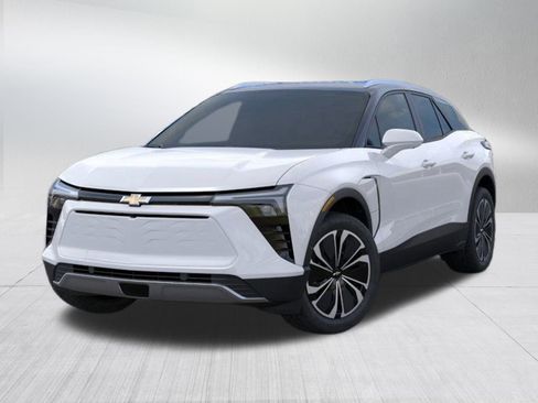 New 2026 Chevrolet Blazer EV LT image 9