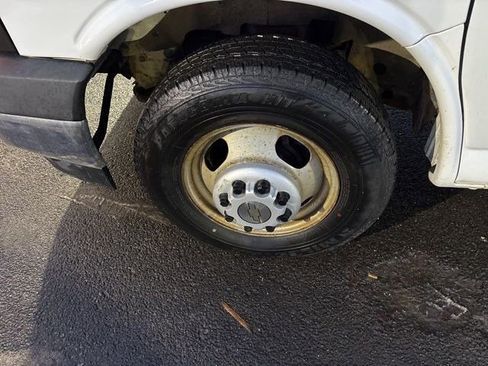 Used 2021 Chevrolet Express 3500 Work Van w/ Power Convenience Package image 31