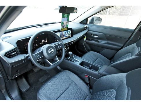 New 2026 Nissan Kicks SV w/ Charging Package image 12