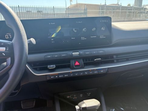 Used 2025 Kia K4 FWD image 20