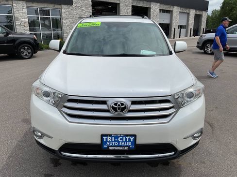 Used 2012 Toyota Highlander SE w/ Tow Pkg AWD/4WD image 12