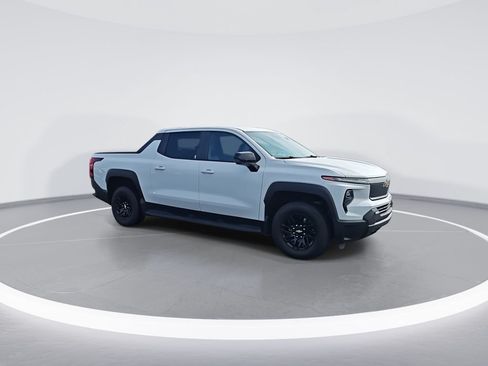 Used 2024 Chevrolet Silverado EV W/T AWD/4WD image 2