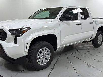 New 2026 Toyota Tacoma SR