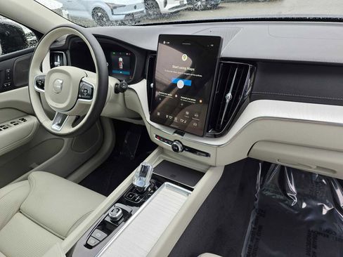 New 2026 Volvo XC60 T8 Ultra w/ Protection Package Premier image 10
