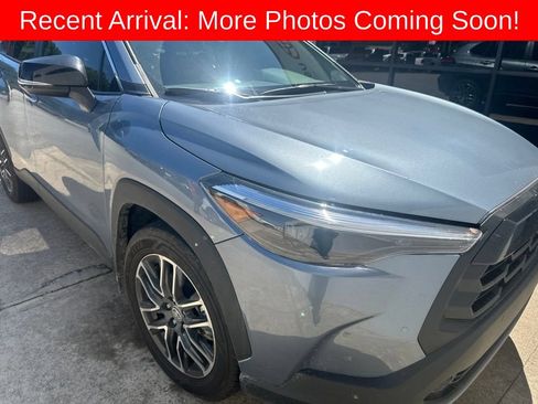 Certified 2026 Toyota Corolla Cross XLE w/ Convenience Package FWD image 2