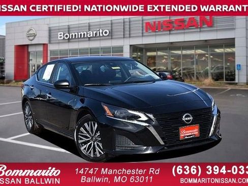 Certified 2025 Nissan Altima 2.5 SV image 1