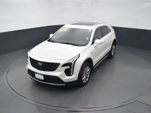 Used 2023 Cadillac XT4 Premium Luxury w/ Cold Weather Package AWD/4WD image 36