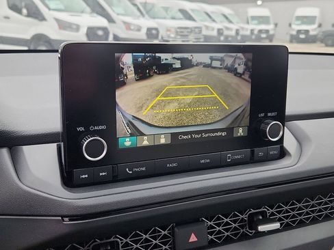 Certified 2025 Honda Accord SE image 11