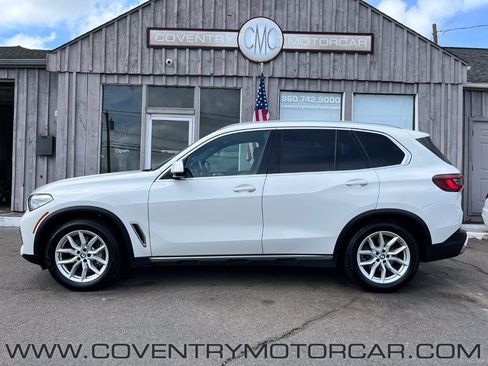 Used 2021 BMW X5 xDrive40i w/ Premium Package image 1