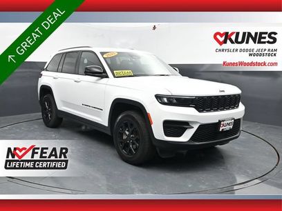 Used 2025 Jeep Grand Cherokee Altitude