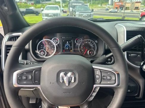 Used 2026 RAM 2500 Big Horn AWD/4WD image 18
